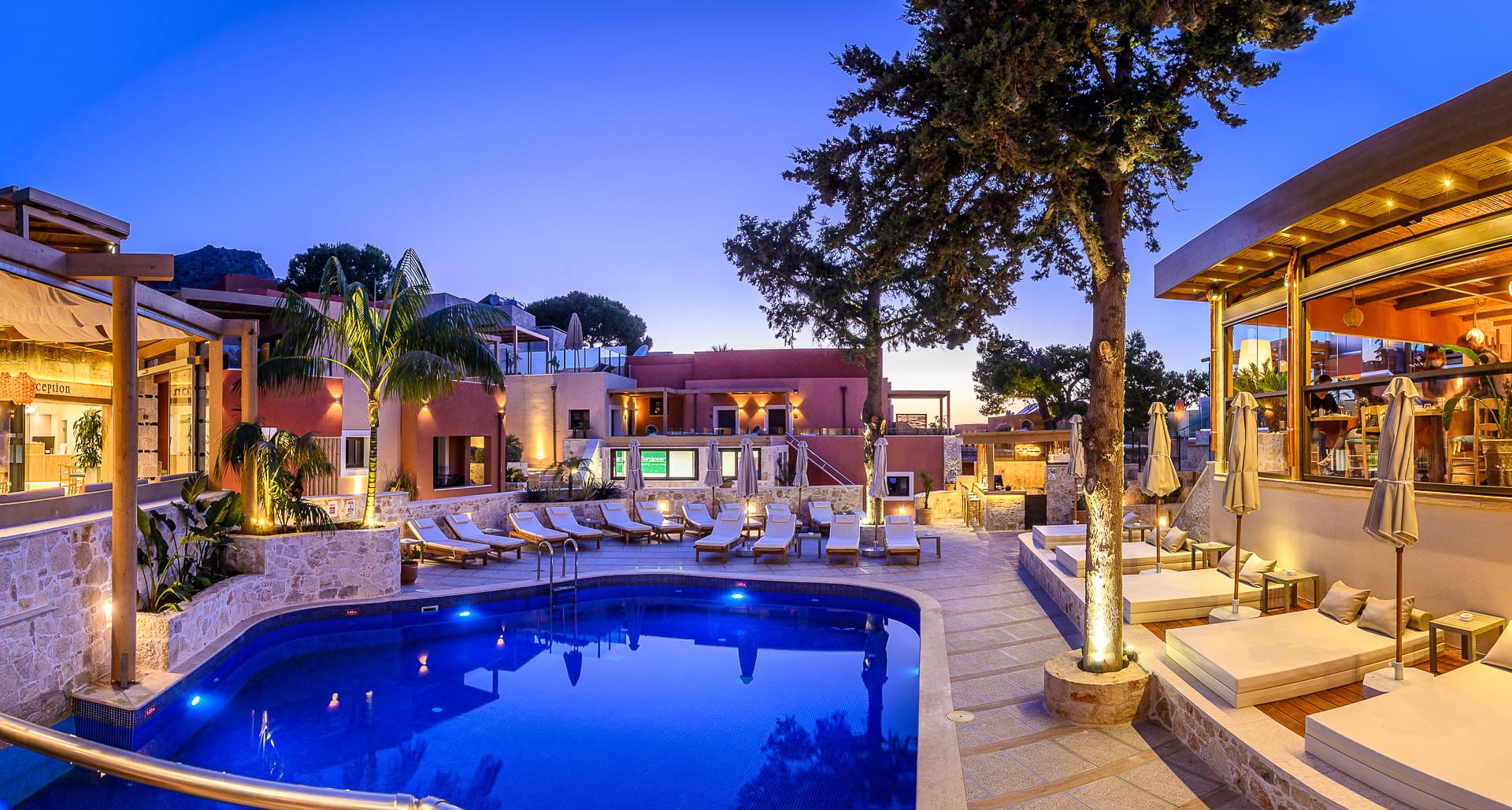 Luxury Pools
